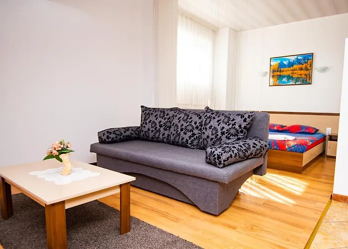 семеен надежда Apartahotel